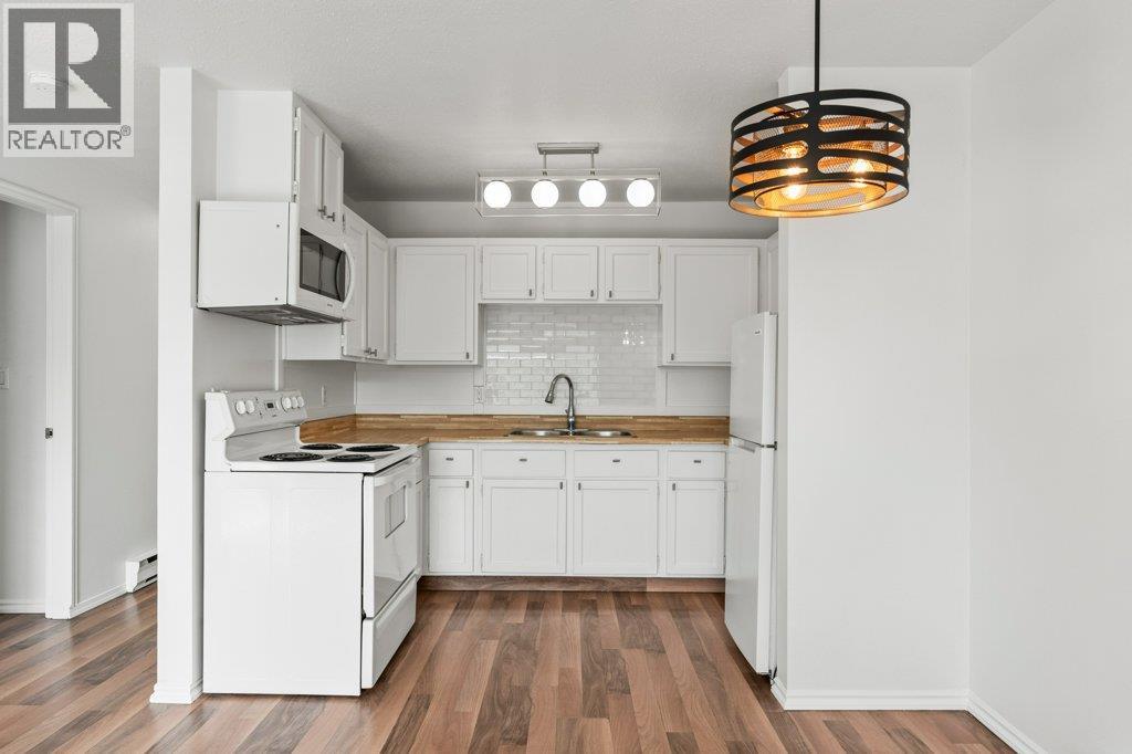 3304 35 Avenue Unit# 318