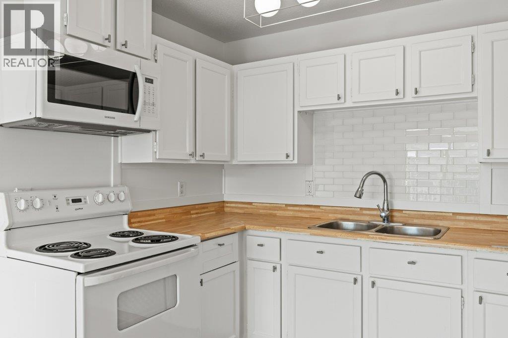 3304 35 Avenue Unit# 318