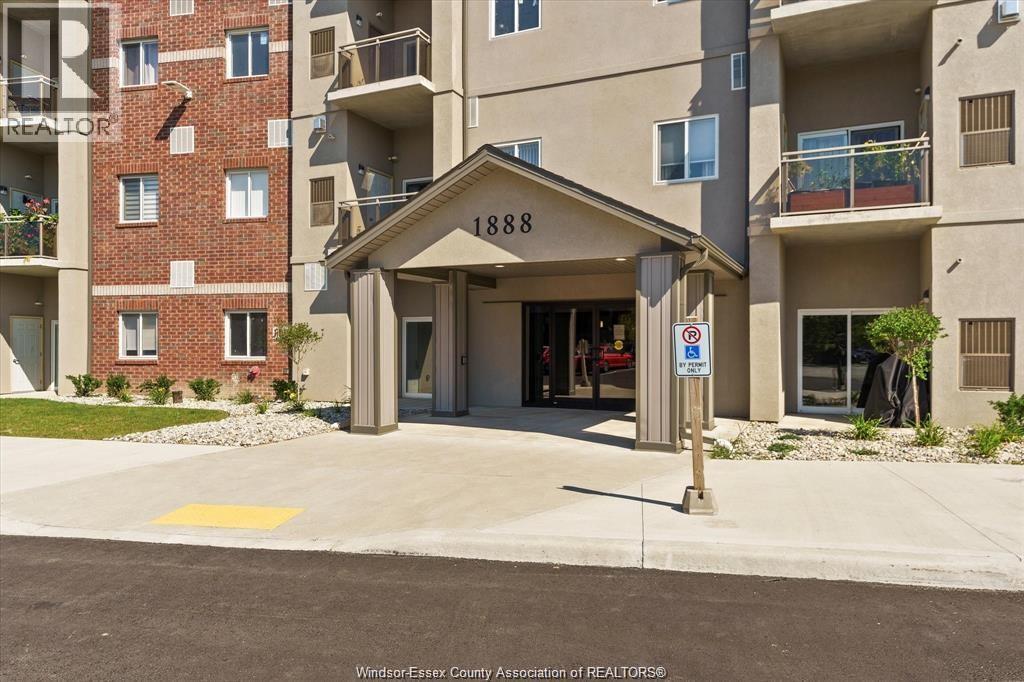 1888 WESTVIEW Unit# 415