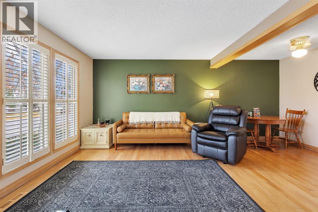 23 Millside Crescent SW