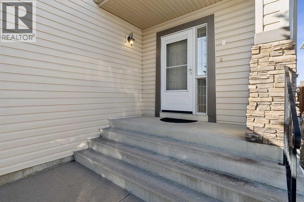 153 Panamount Close NW