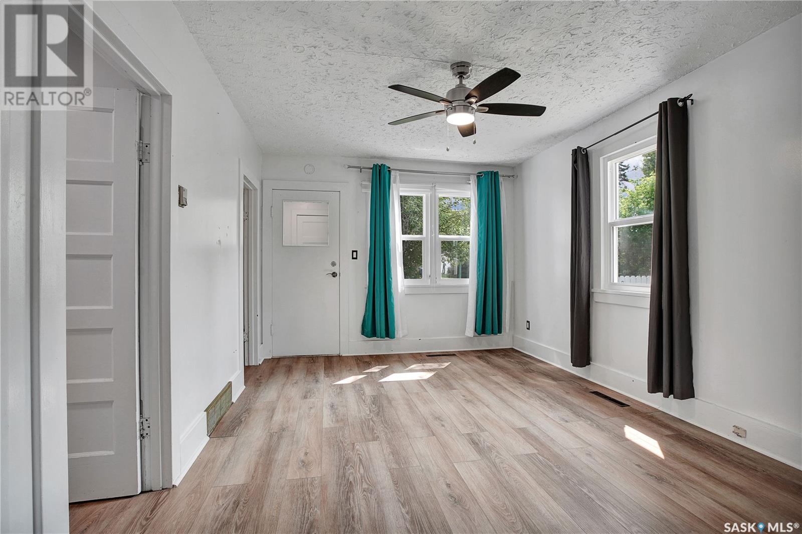 219 K AVENUE N