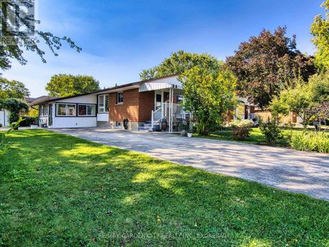 4095 MONTCALM CRESCENT Niagara Falls (Chippawa) ON L2G6M1