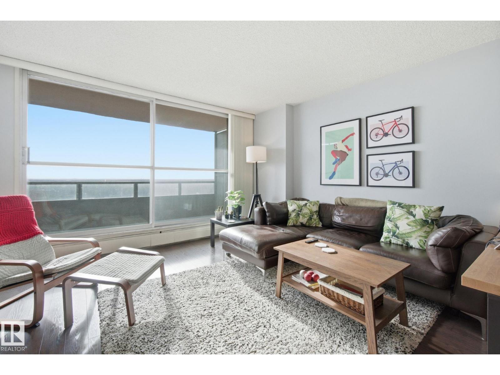 #1312 13910 Stony Plain RD NW