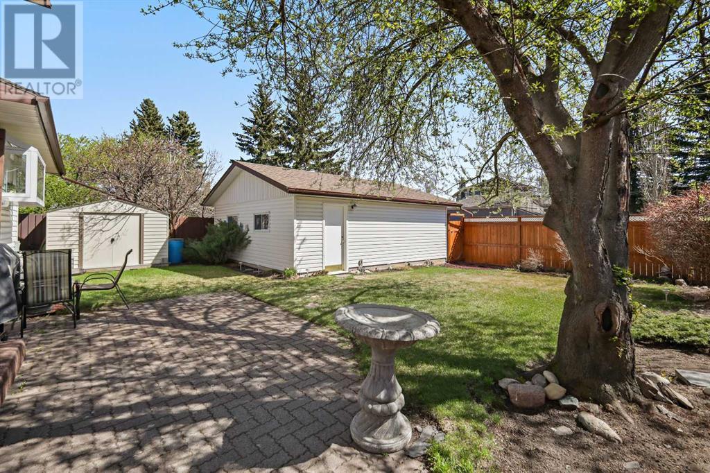 256 Silvercreek Way NW