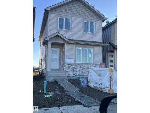 20919 16 AV NW Edmonton AB T6M1L2