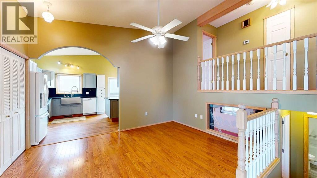 37 Buttercup Court SE