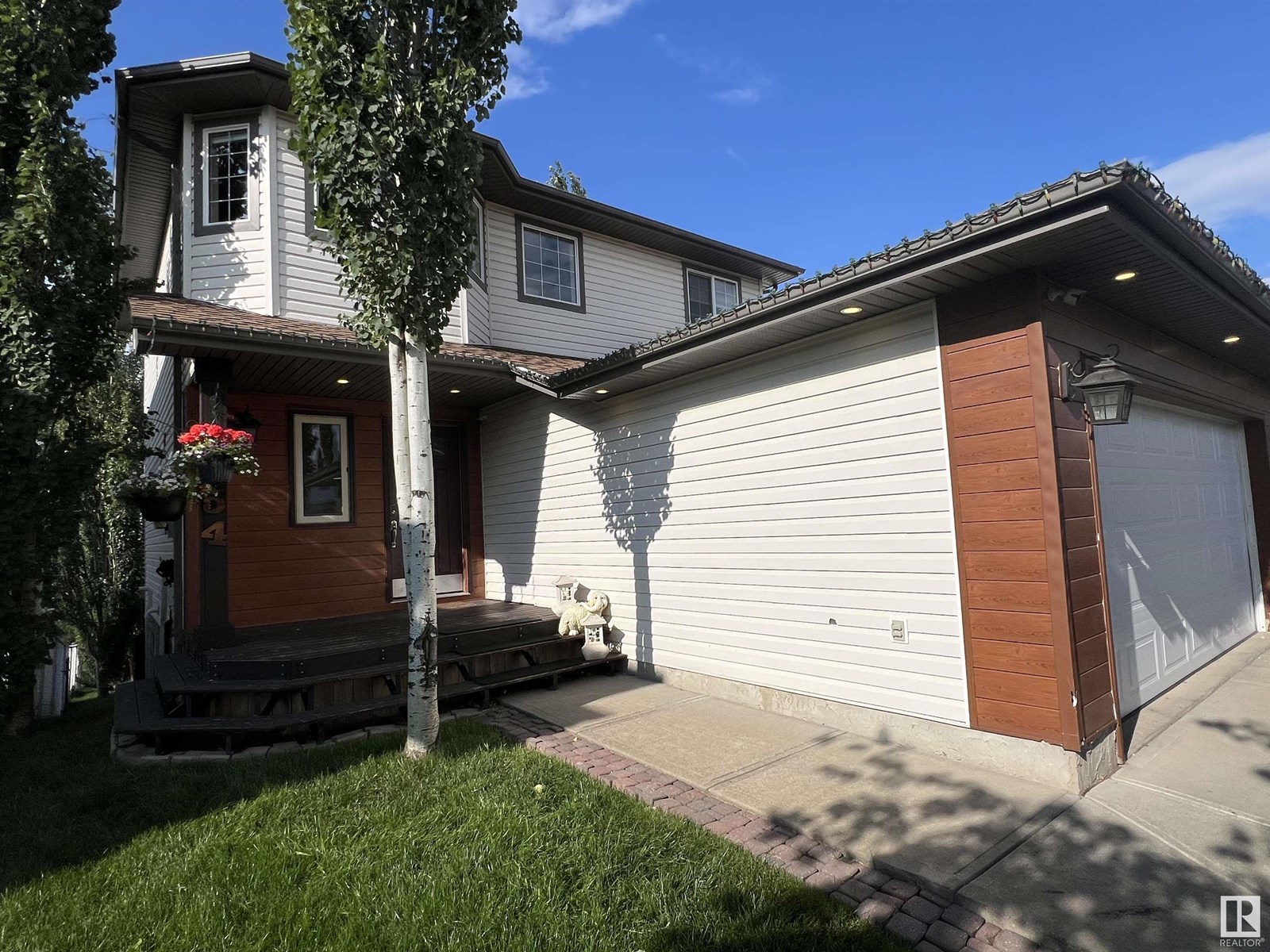 354 WILD ROSE WY NW