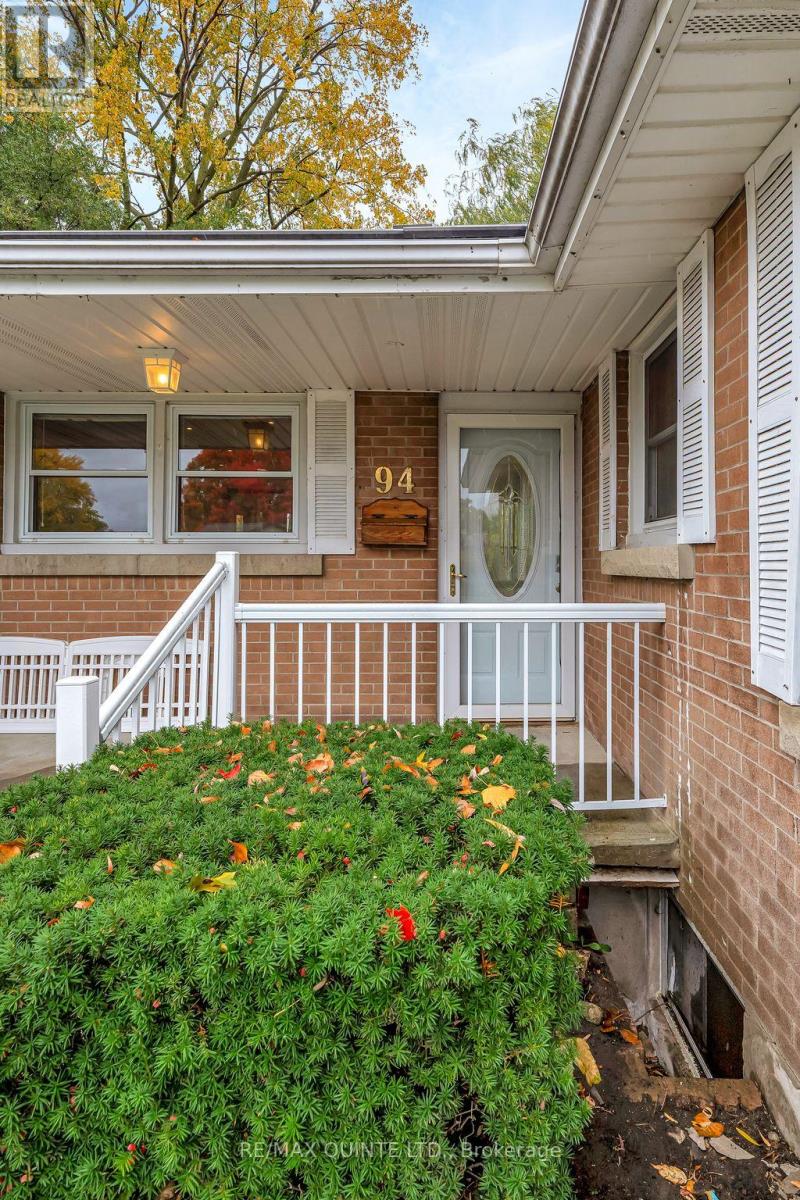 94 HASTINGS DRIVE