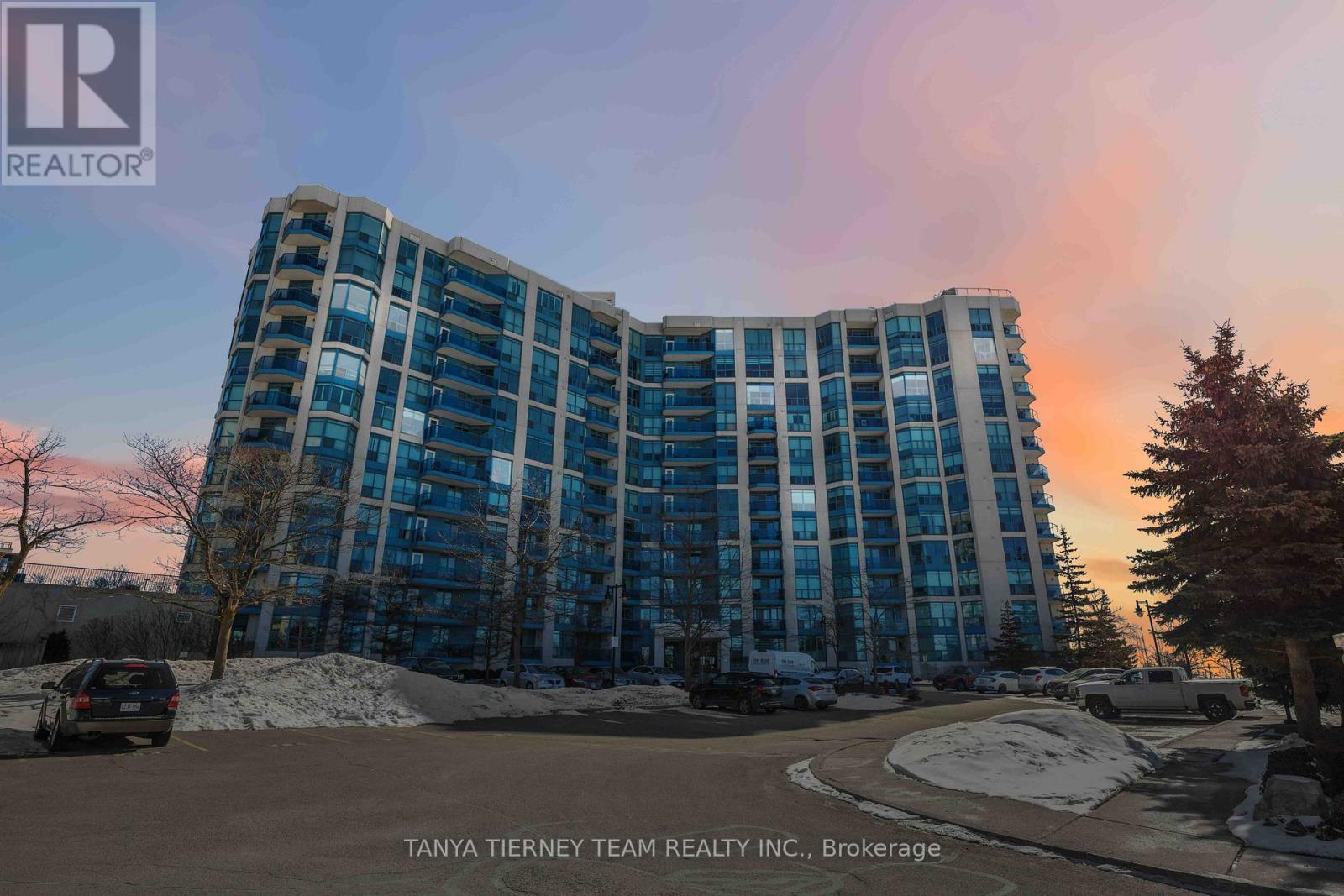 903 - 340 WATSON STREET W