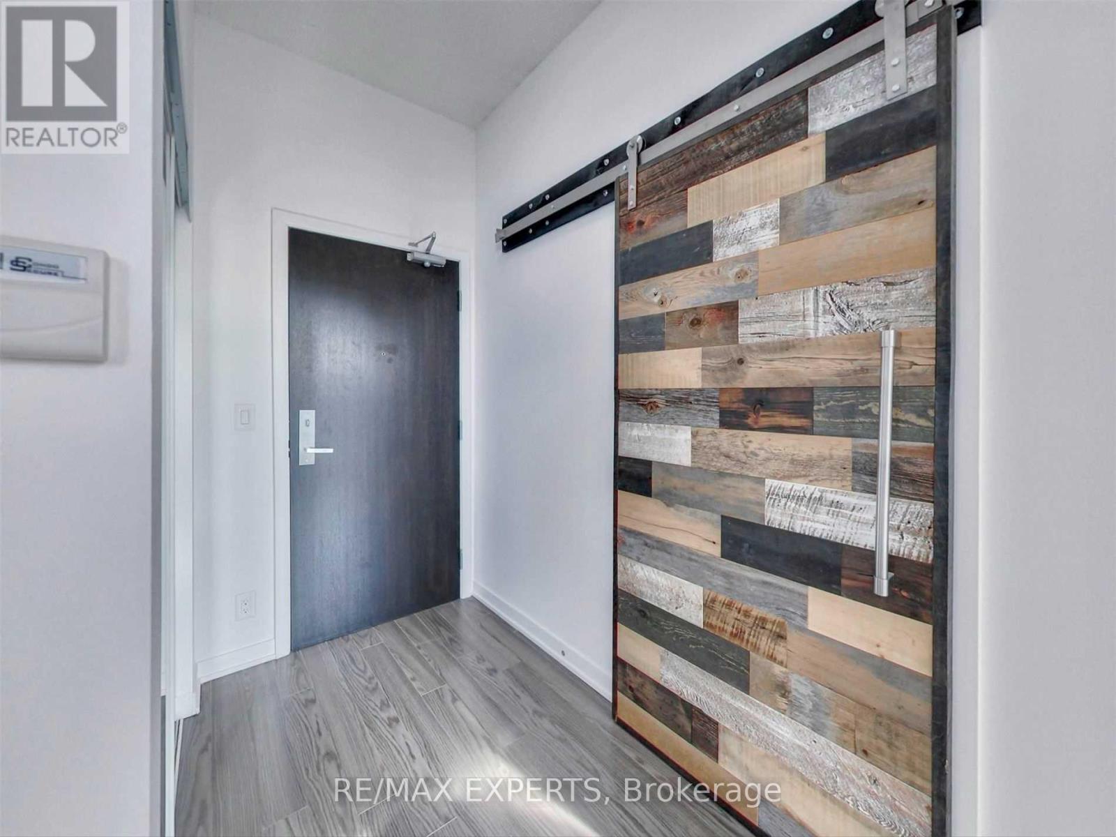 T1 - 165 LEGION ROAD