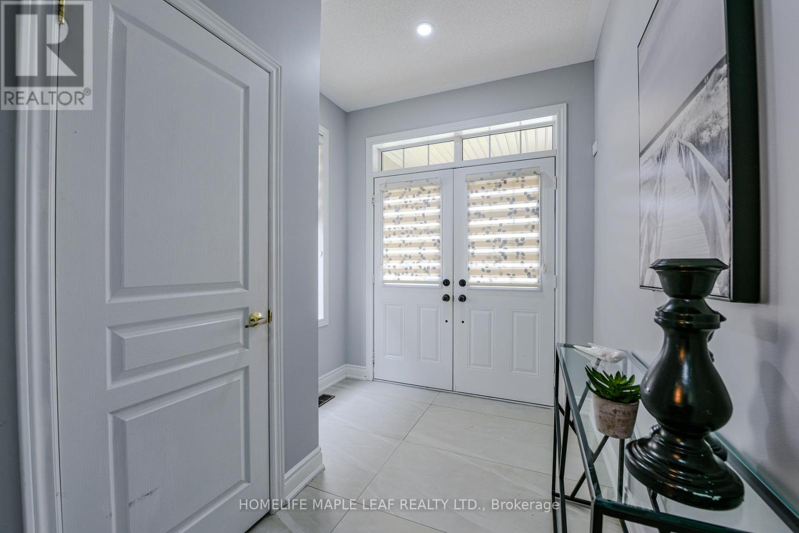 15 ORANGEBLOSSOM TRAIL