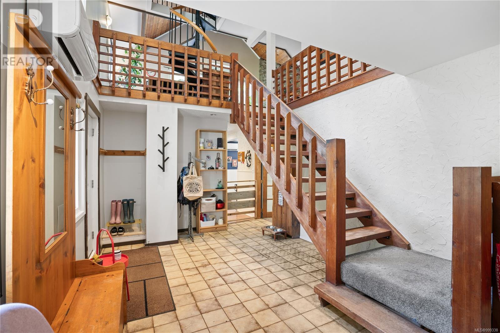 2455 Renfrew Rd