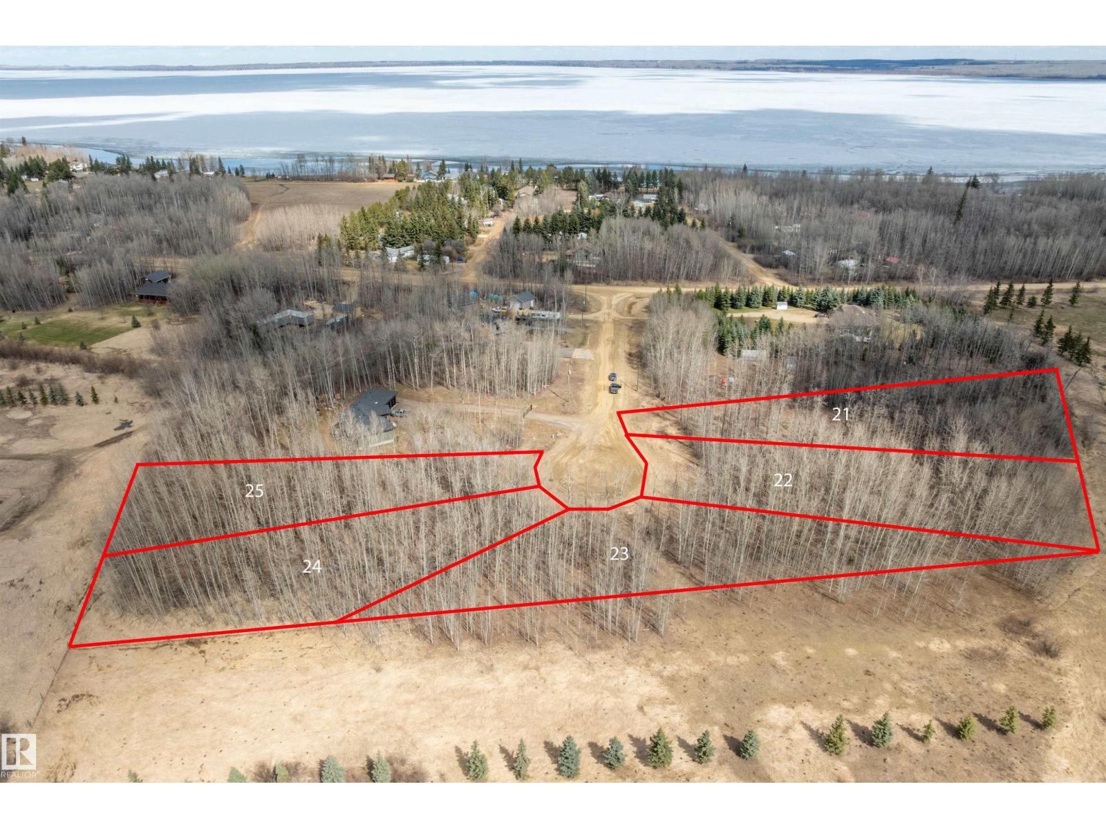 Photo 1 of 2 — 25 Beachside Estates, Rural Wetaskiwin County, AB T0C2V0