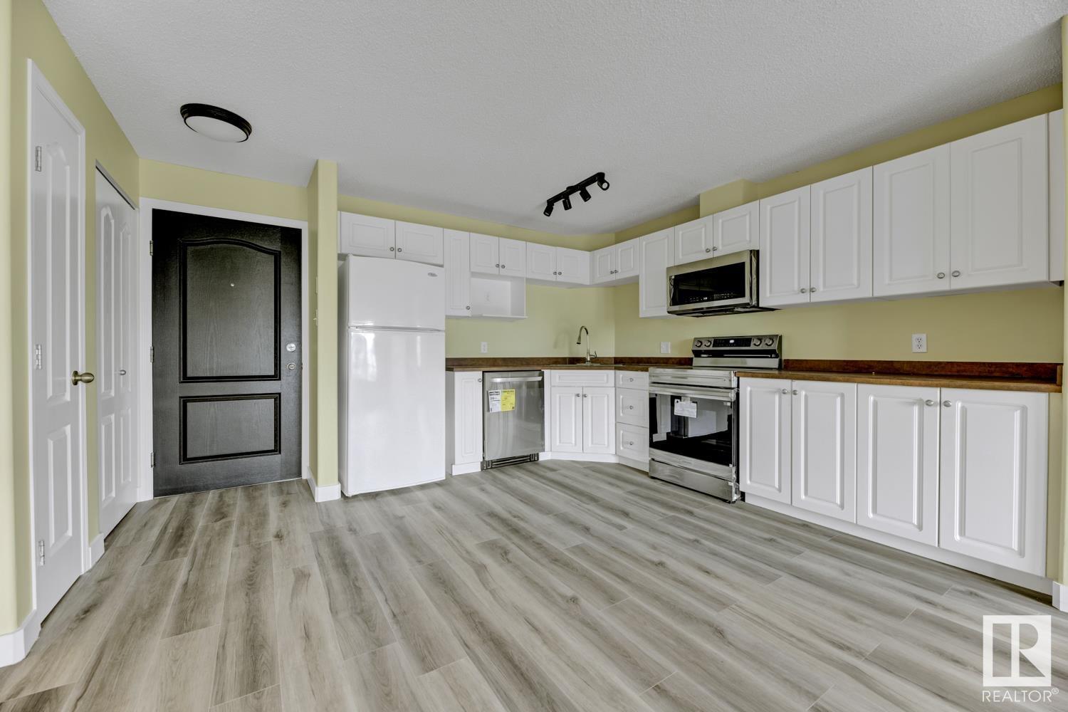 #214 111 EDWARDS DR SW