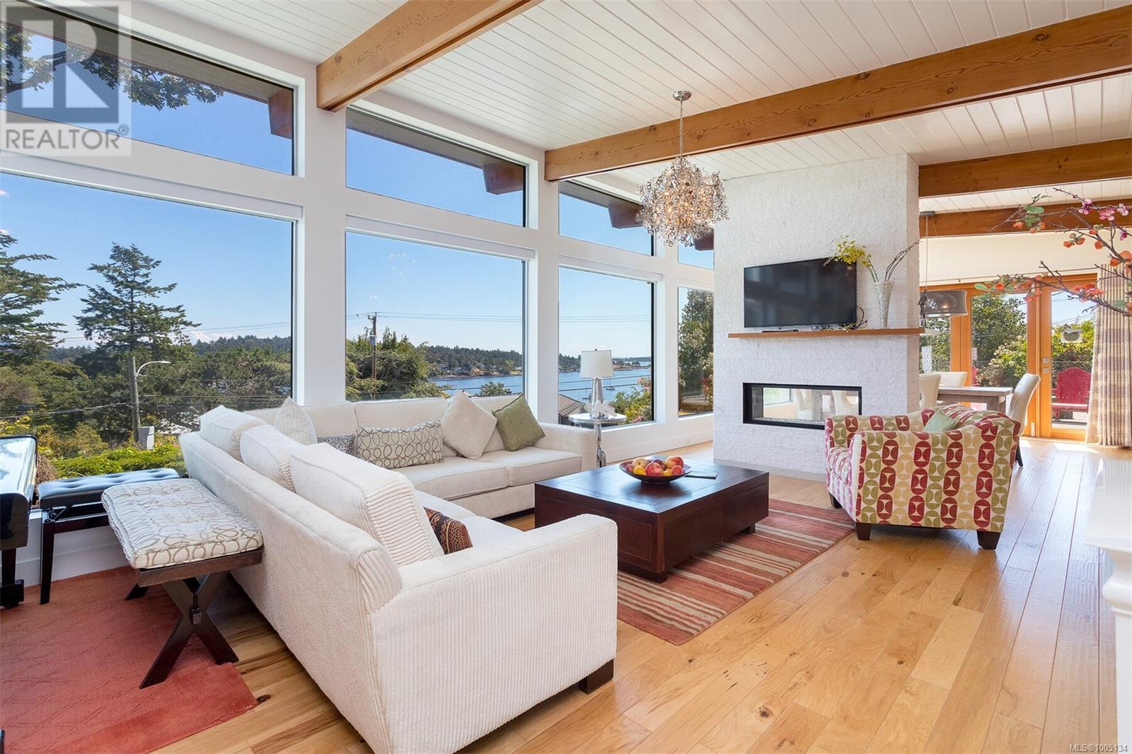 2597 Vista Bay Rd