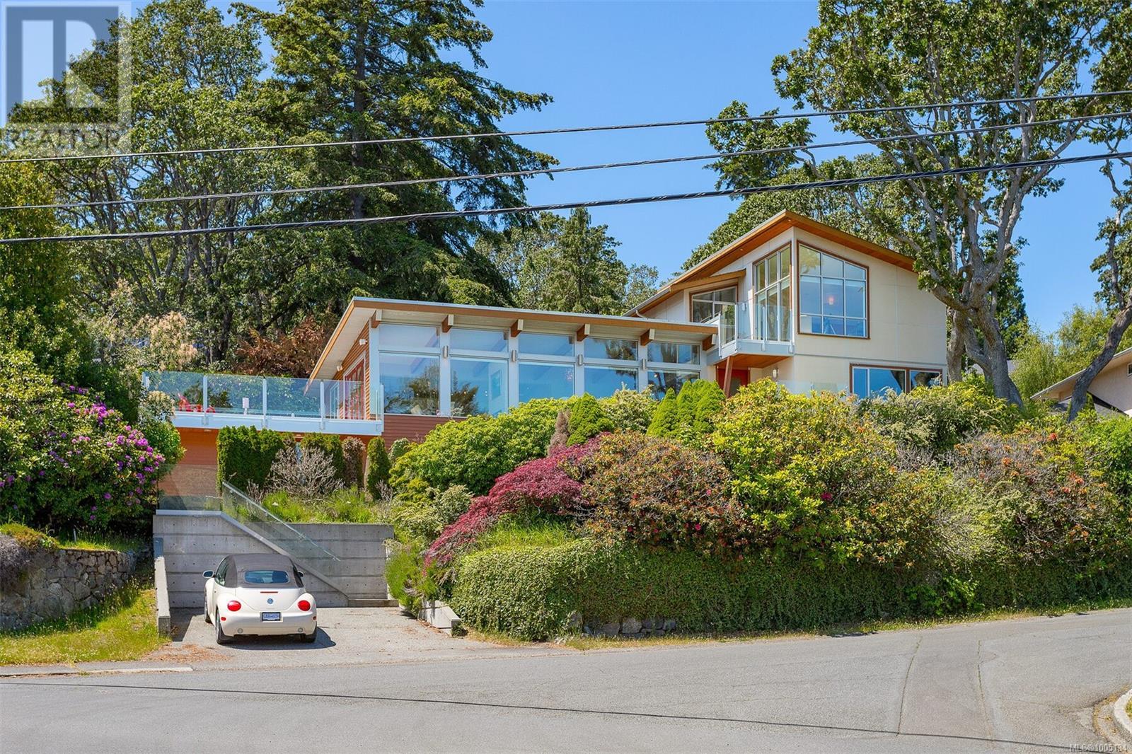 2597 Vista Bay Rd