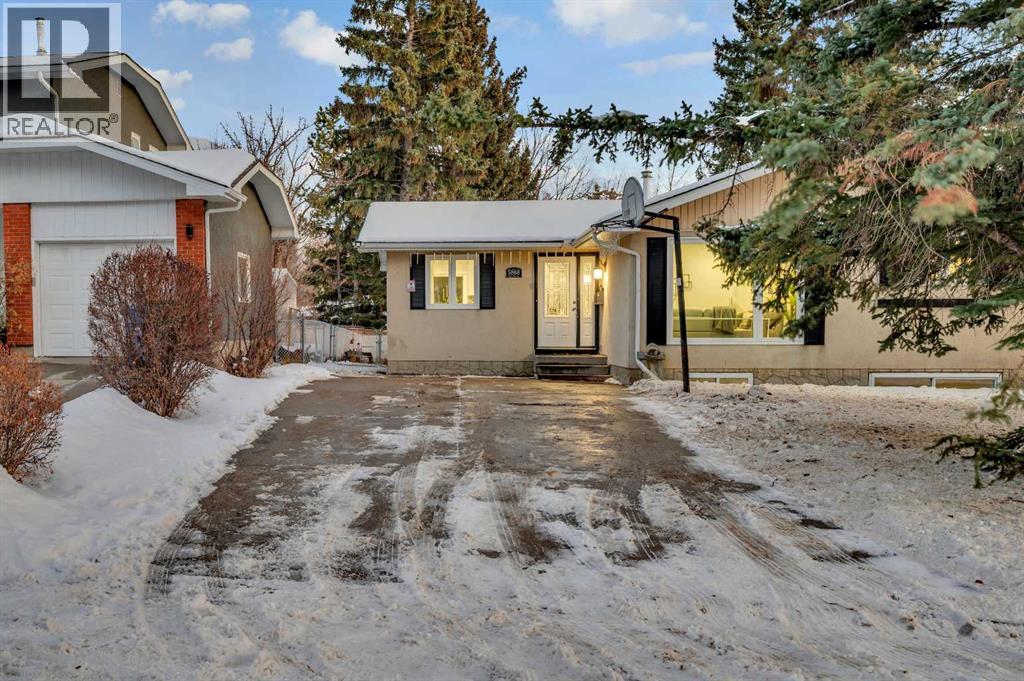 5868 Dalcastle Drive NW