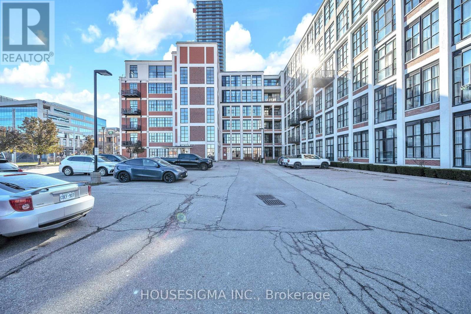 109 - 404 KING STREET