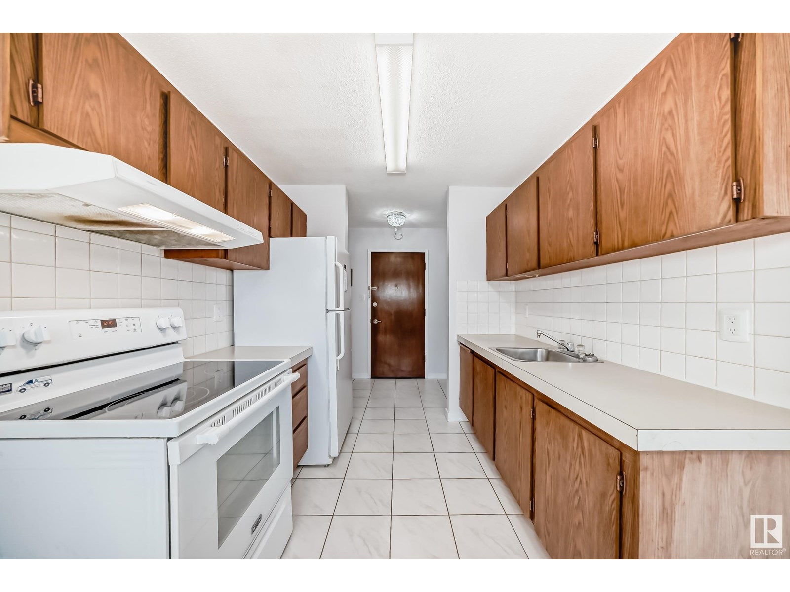 #202 10604 34 ST NW NW