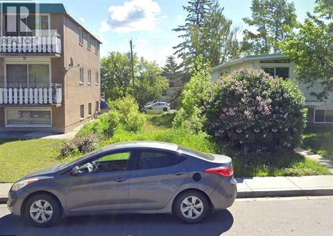 1620 39 Street SW Calgary AB T3C1V6