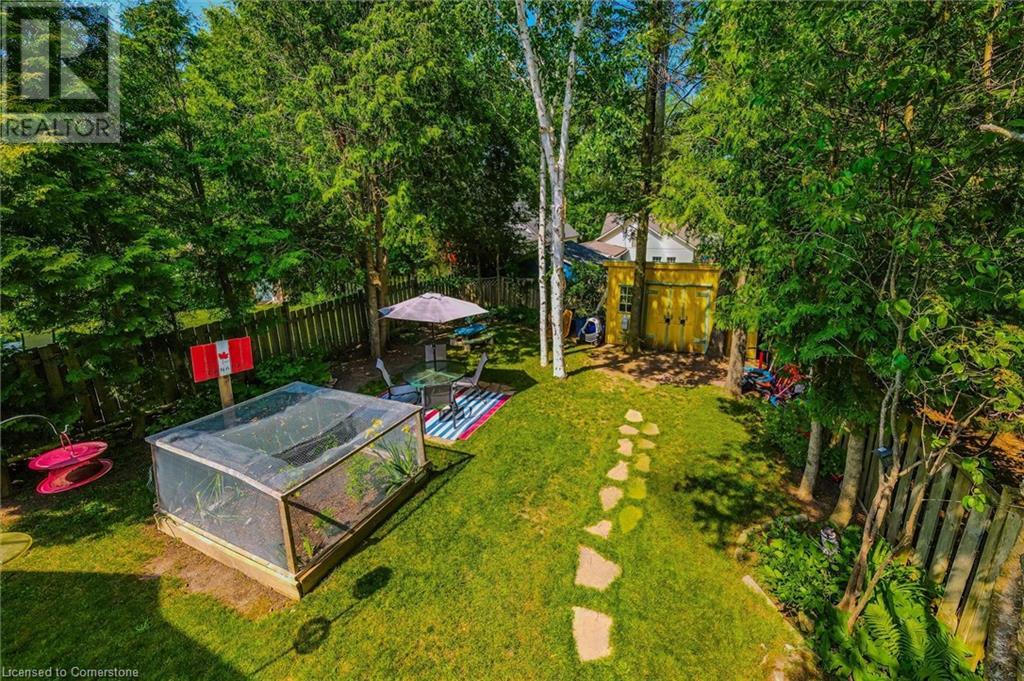 15 LAURINE Avenue