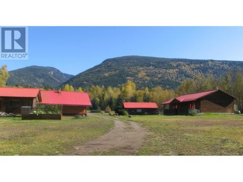 5177 CLEARWATER VALLEY Road Clearwater BC V0E1N1