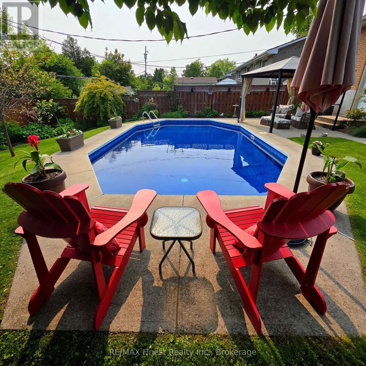 981 HUDSON DRIVE