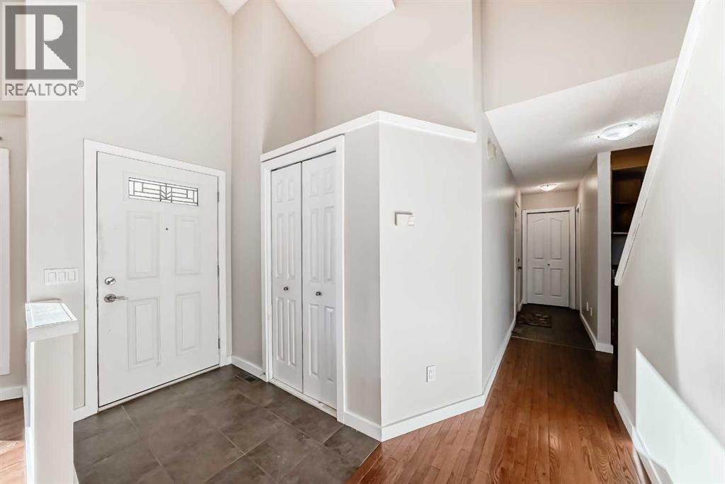 2740 Signal Hill Drive SW