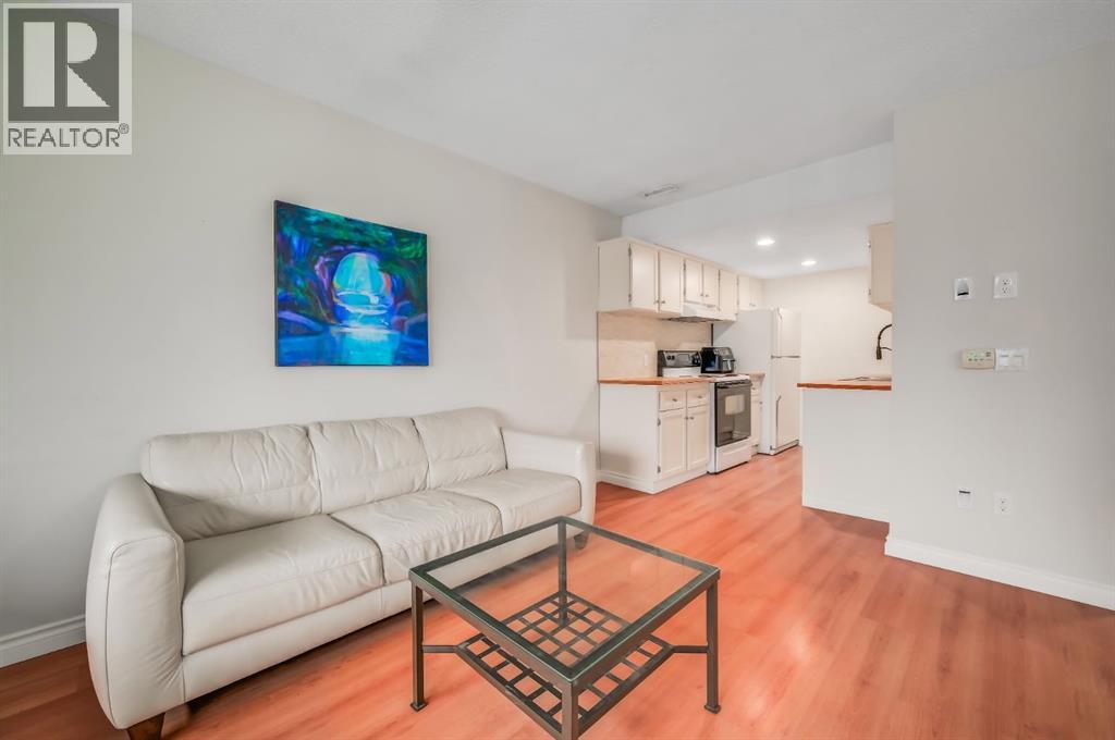 728, 200 Brookpark Drive SW