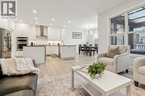 55 Sundown Crescent Cochrane AB T4C2T2