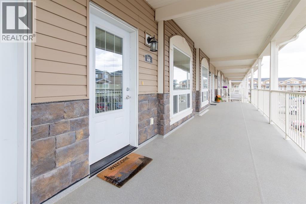 69, 51 Keystone Terrace W