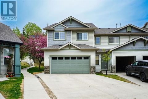 35 Eversyde Court SW Calgary AB T2Y4S3