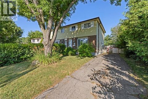 8 GERRICK Court Hamilton ON L9C6H2