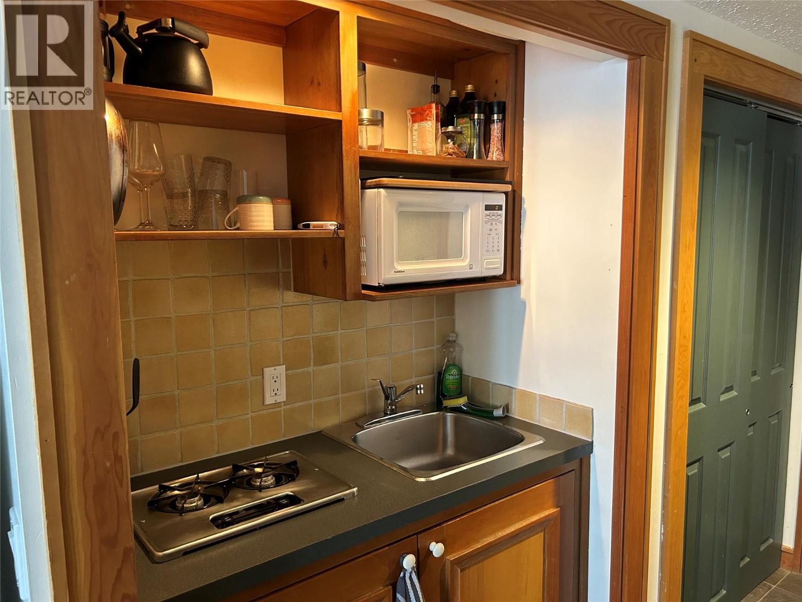 5275 Big White Road Unit# 313