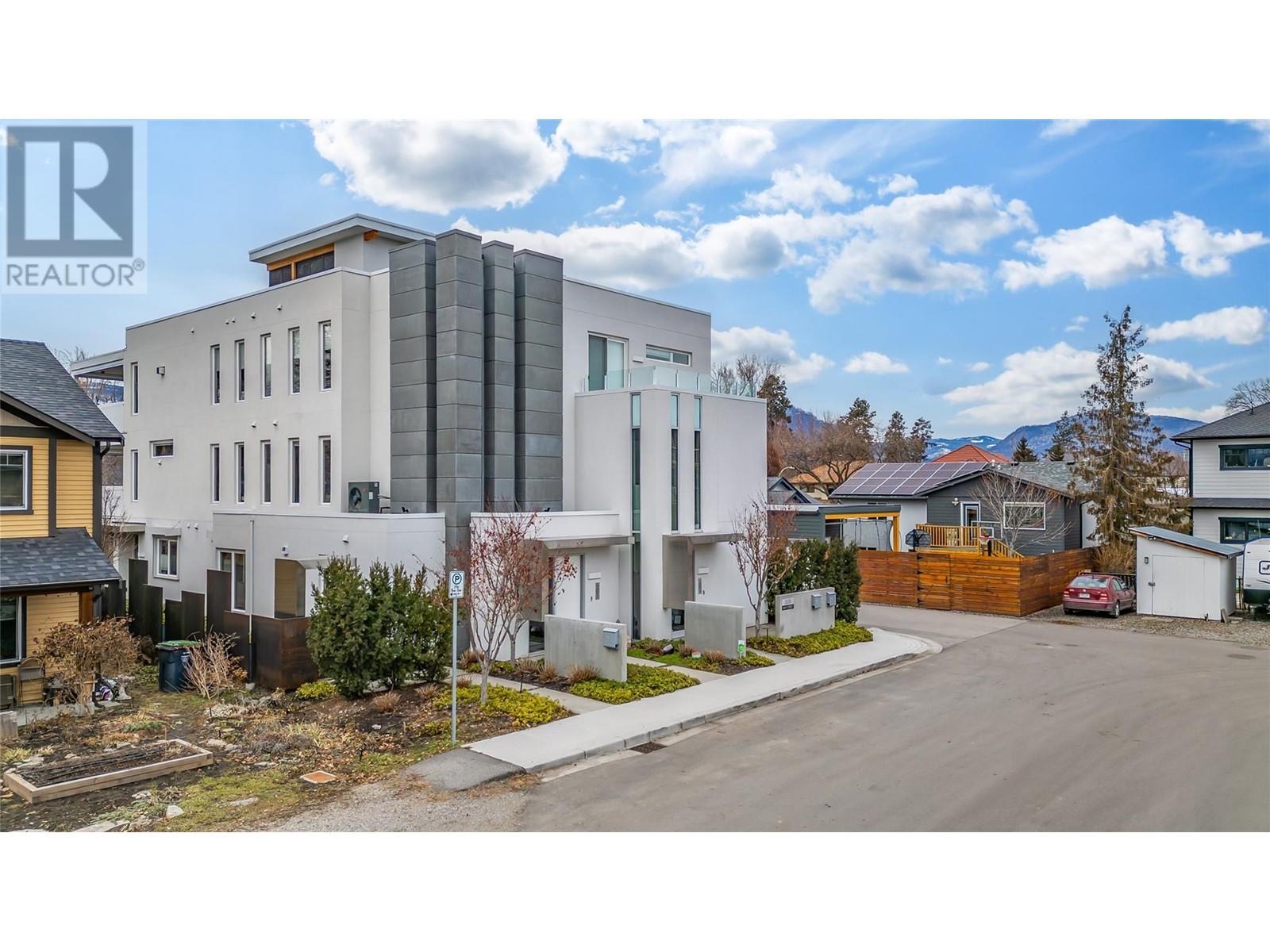 2630 Bath Street Unit# 201