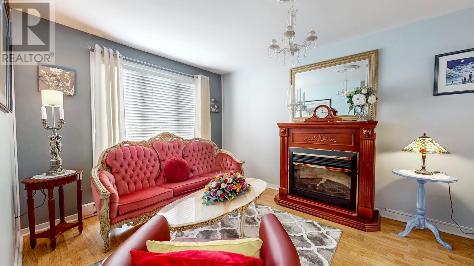 72 Nascopie Crescent