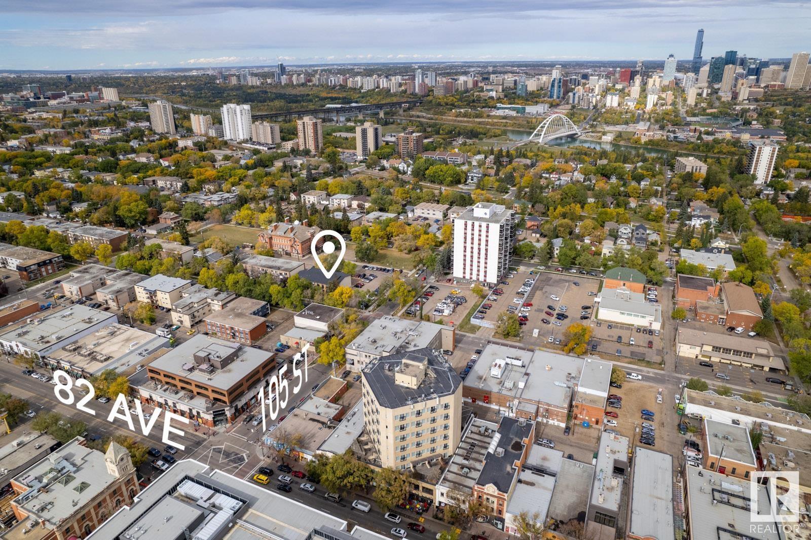 10512 83 AV NW