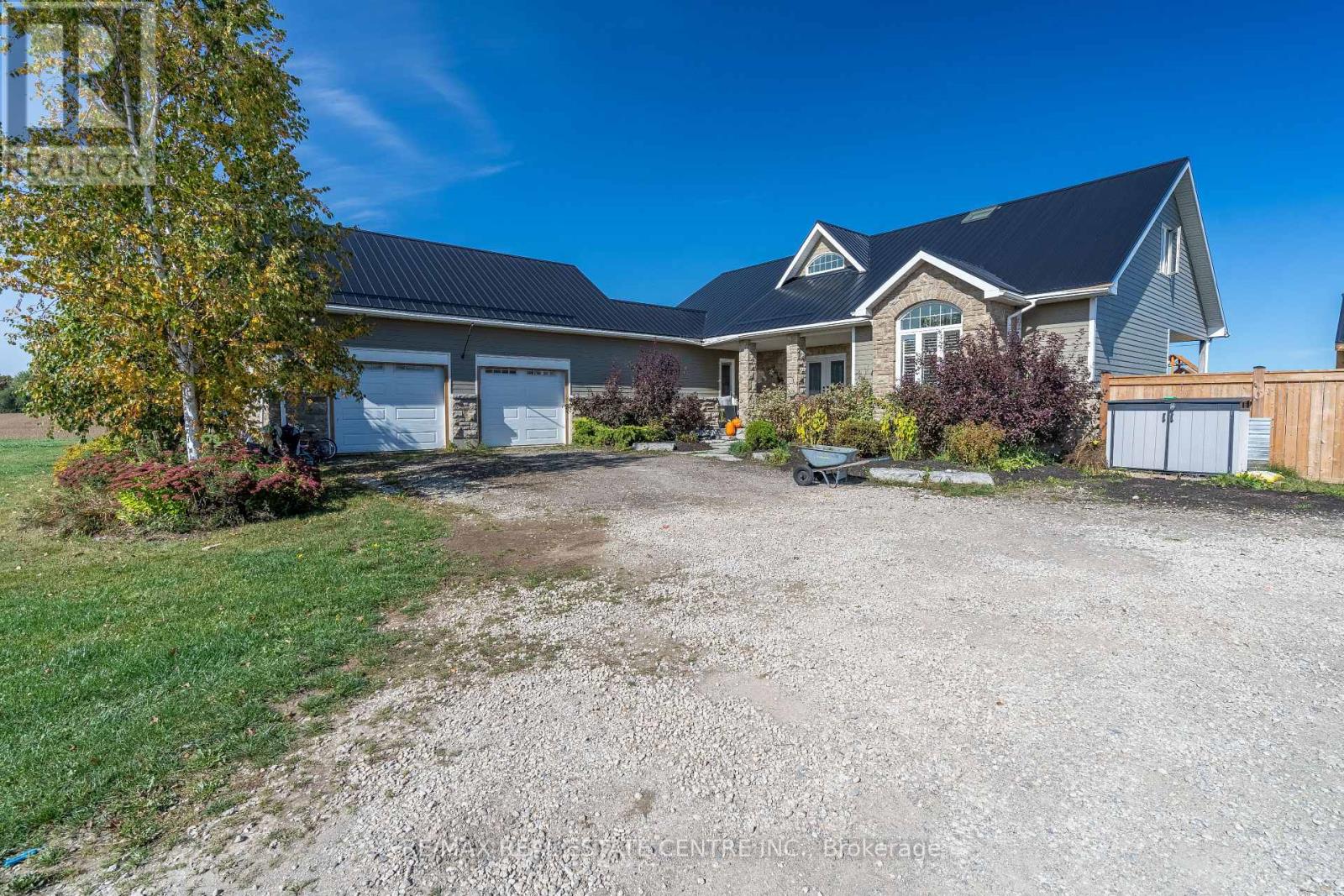 321311 CONCESSION 6-7 ROAD