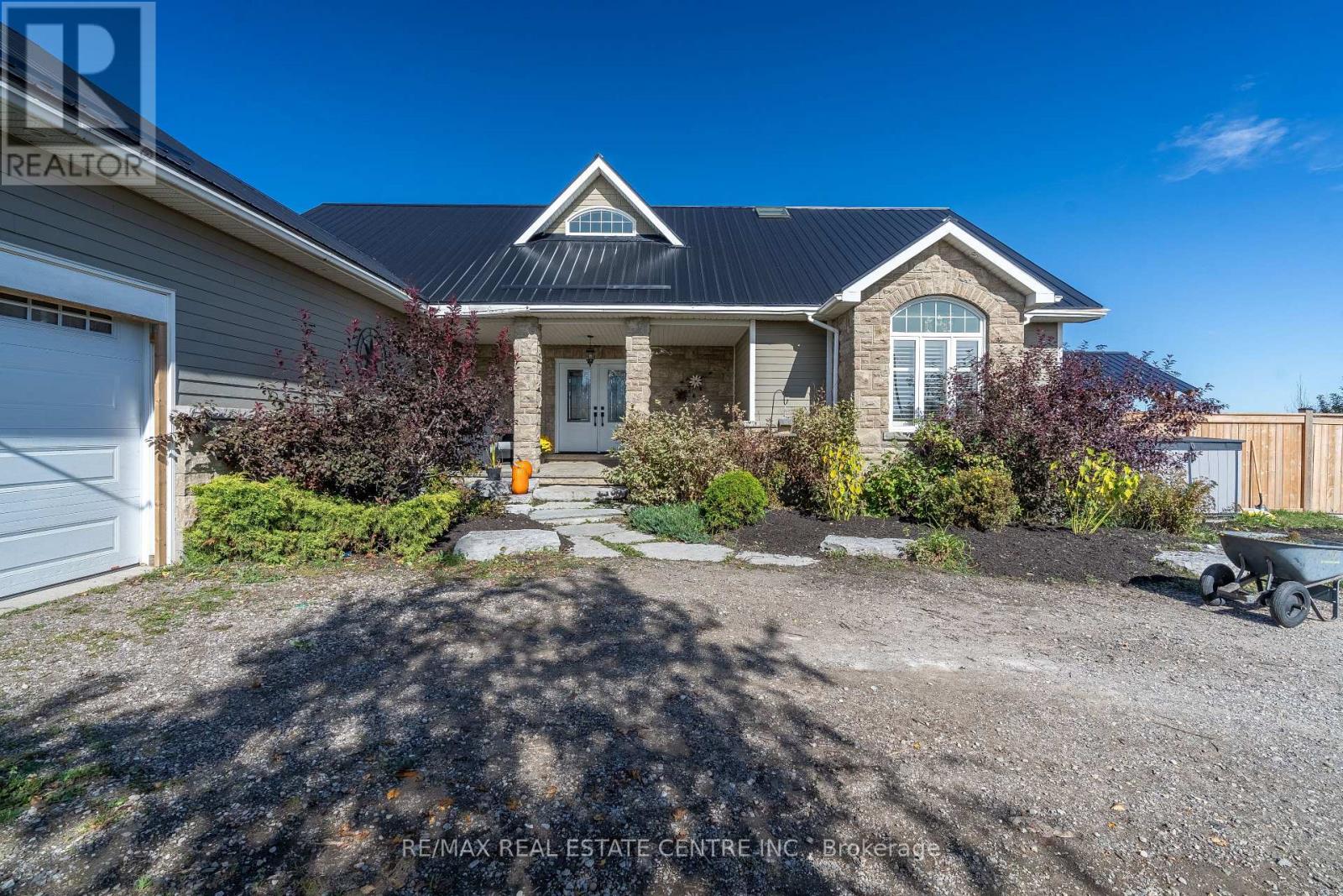 321311 CONCESSION 6-7 ROAD