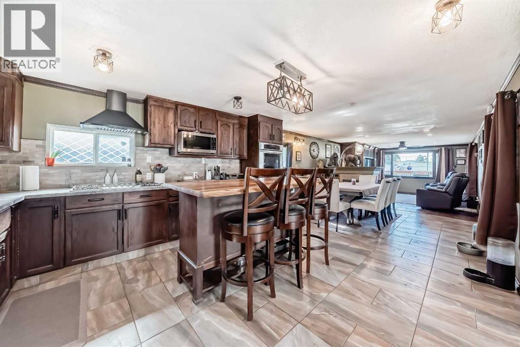 122, 6220 17 Avenue SE