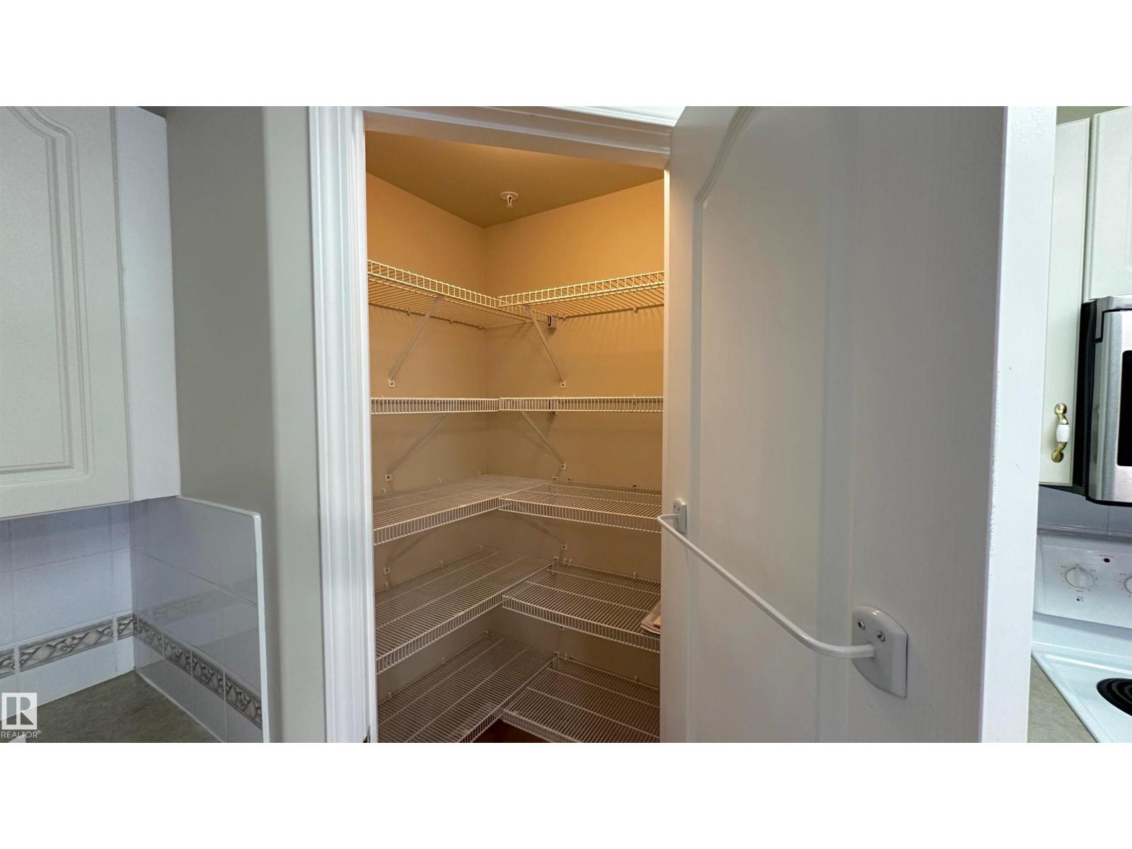 #218 237 YOUVILLE DR E NW