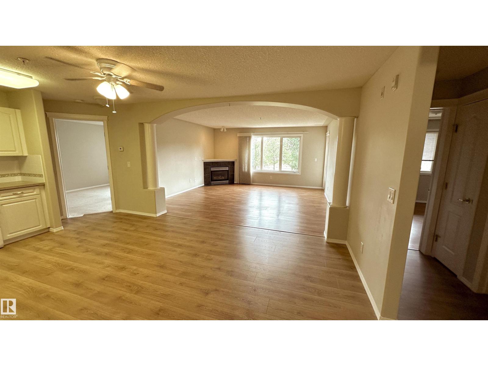 #218 237 YOUVILLE DR E NW
