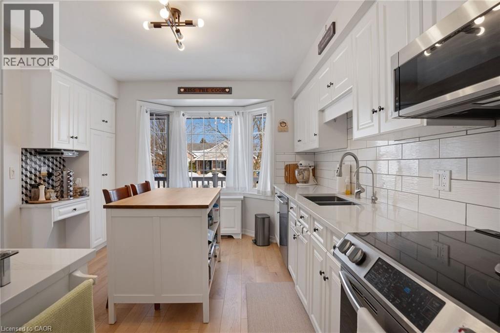 9 LAKEFIELD Court Unit# 89