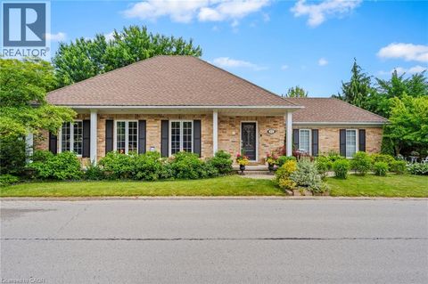 12 PINOT Trail Niagara-on-the-Lake ON L0S1J0