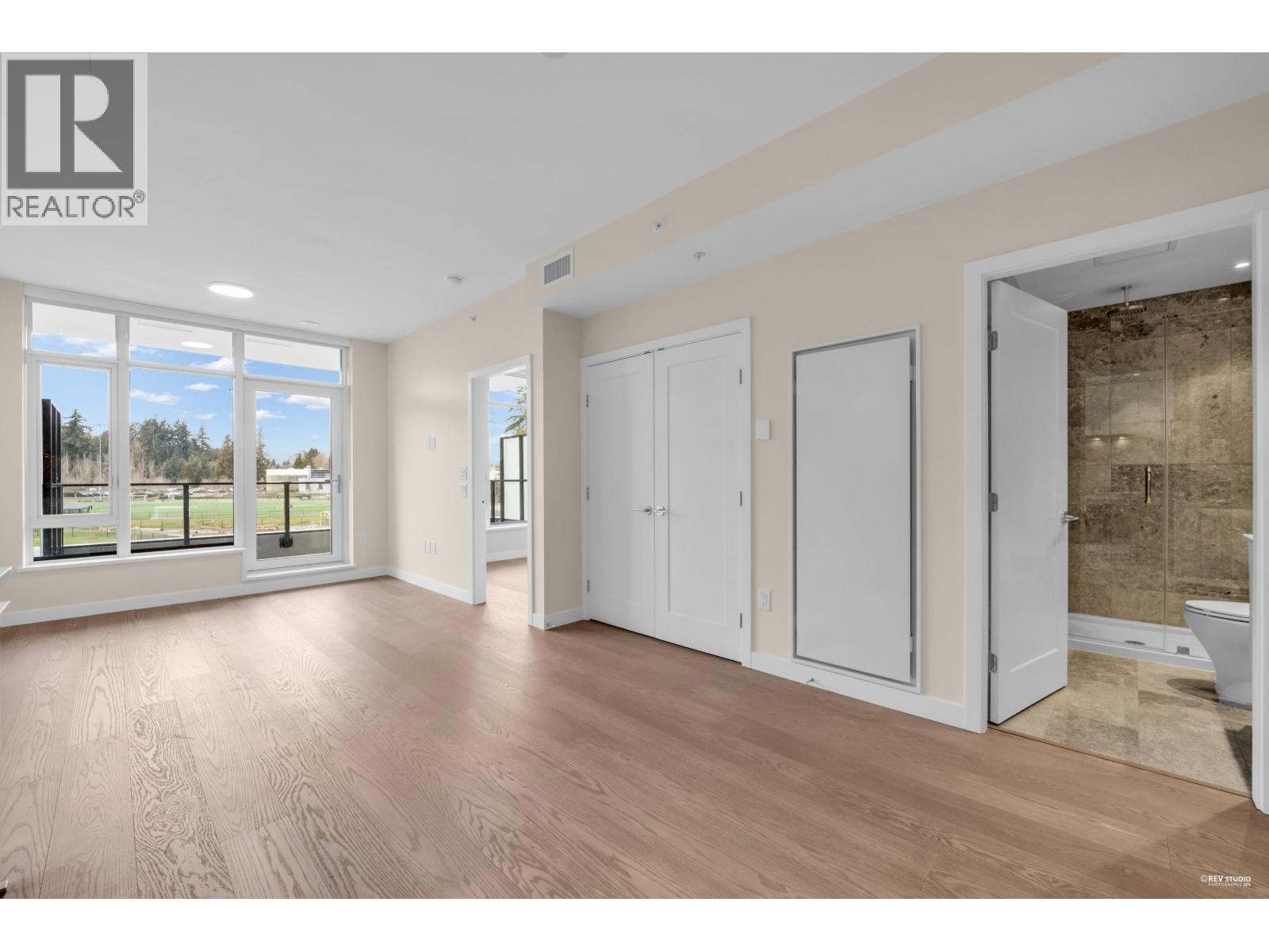 607 6138 BIRNEY AVENUE