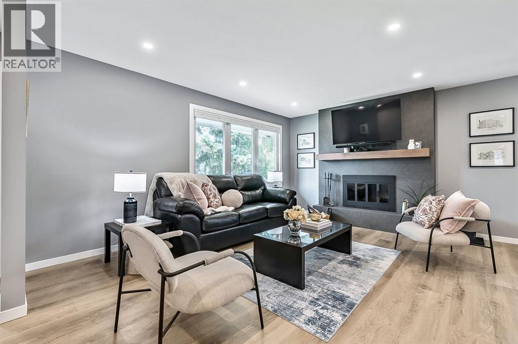 128 Queen Alexandra Close SE