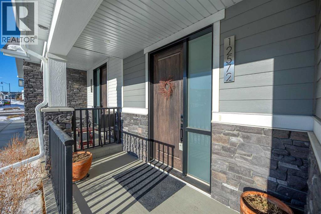 12572 Crestmont Boulevard SW