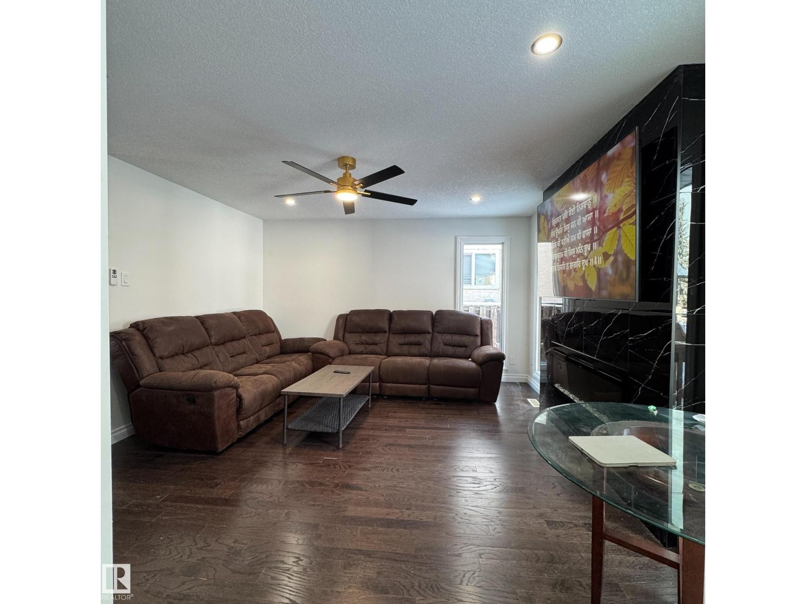 2043 49A NW