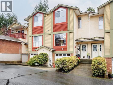 19 4560 West Saanich Rd Saanich BC V8Z3G4
